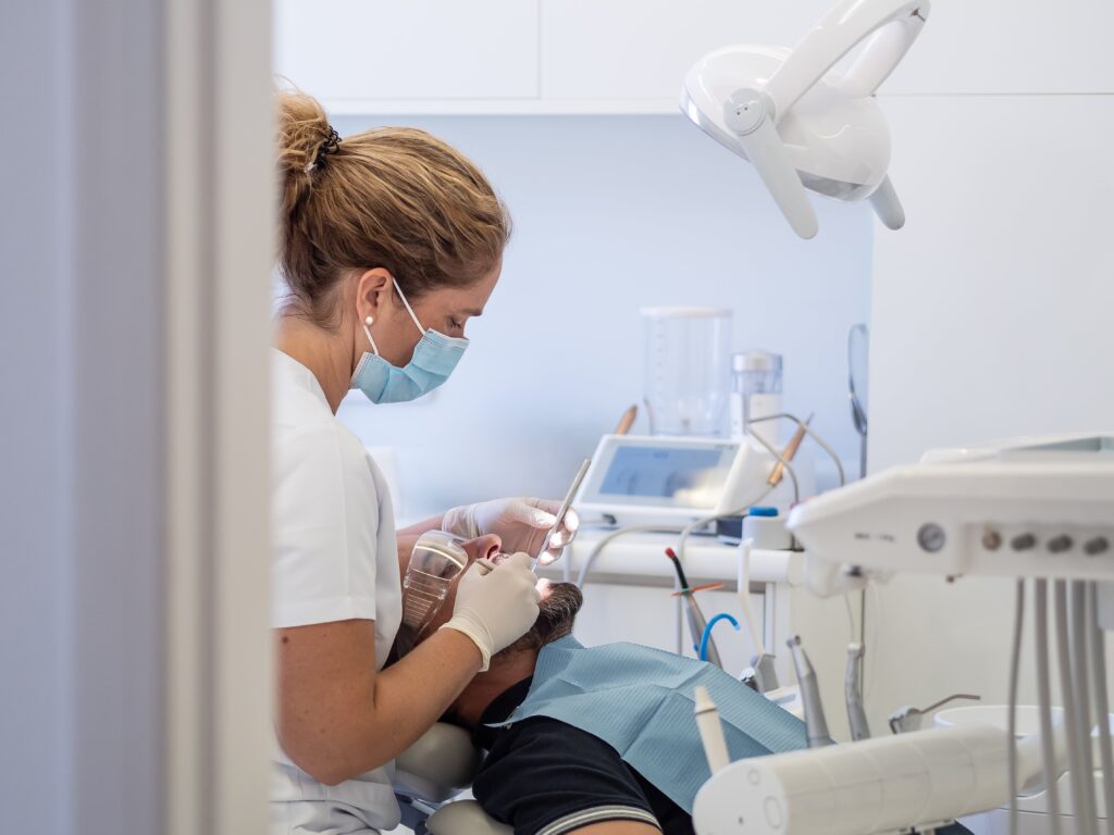 What to Expect During a Professional Cleaning